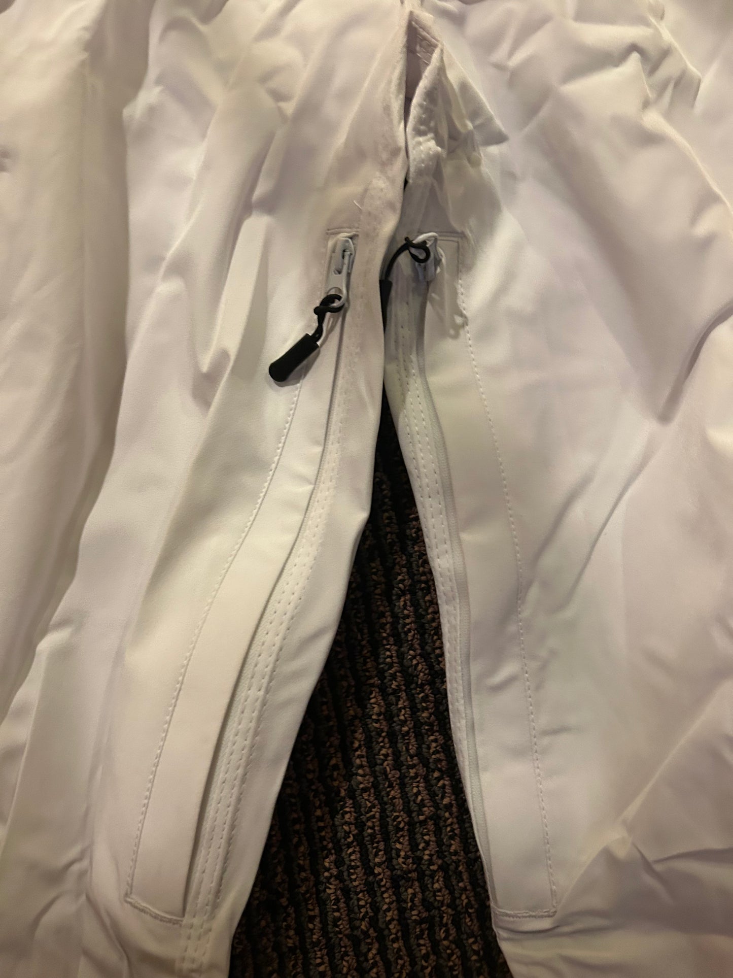 White Send !t Snowpants